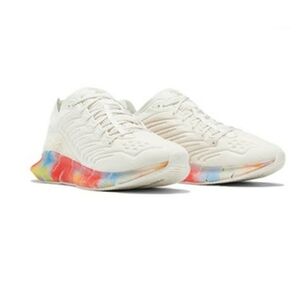 Reebok Zig Kinetica 'Pride Midsole' Shoes, Chalk W
